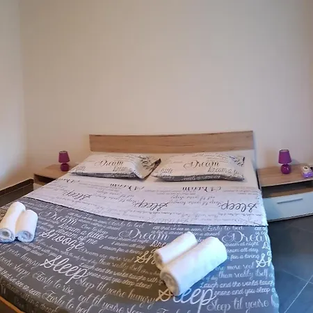 Mira Homestay Vodice