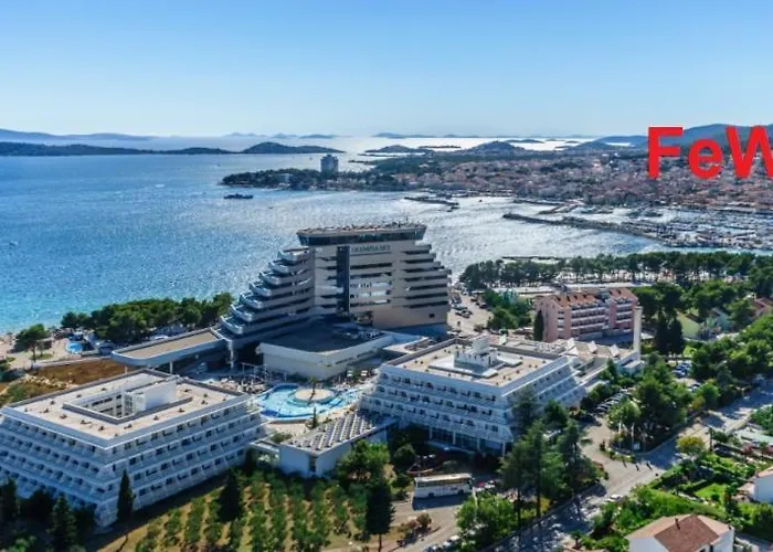 Mira Quarto em Acomodações Particulares *