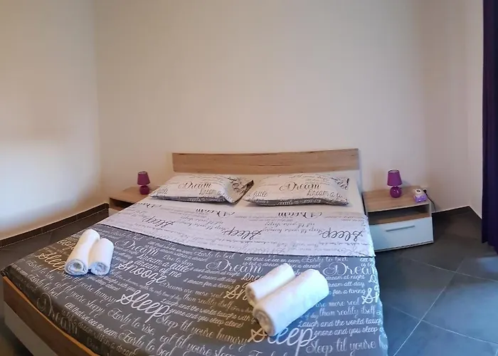 Mira Homestay Vodice